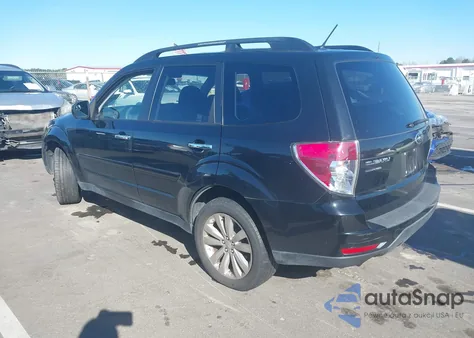 2013 Subaru Forester 2.5X Premium z USA, uszkodzony, nr VIN JF2SHADC1DH414067